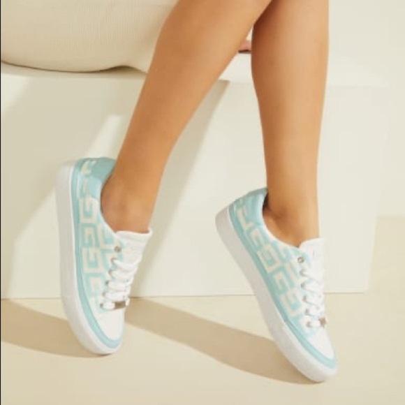 New GUESS Leenie Blue Sneakers SZ 8.5 - Picture 1 of 10